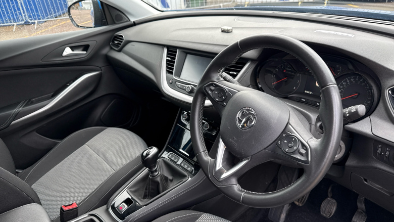 Vauxhall Grandland X 1.2 Turbo SE Premium 5dr Petrol Hatchback